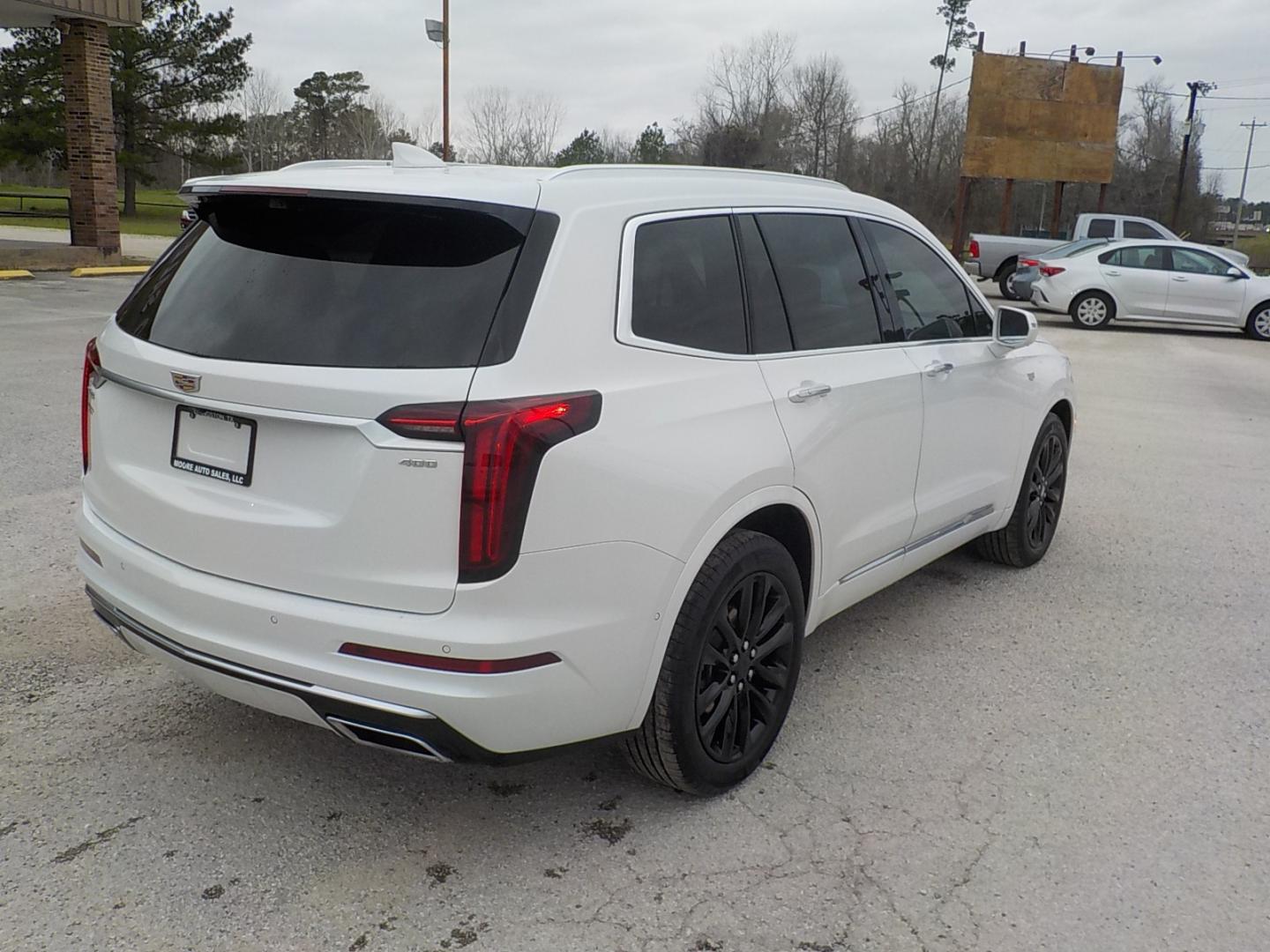 2020 White /Black Cadillac XT6 (1GYKPCRS2LZ) , located at 1617 W Church Street, Livingston, TX, 77351, (936) 327-3600, 30.710995, -94.951157 - ONE OWNER!! LOW LOW MILES!! WOW! Come cruise in the Cadi! This thing is sporty! - Photo#6